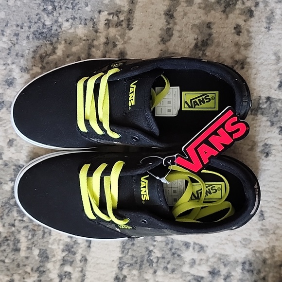 Vans - Picture 2 of 3